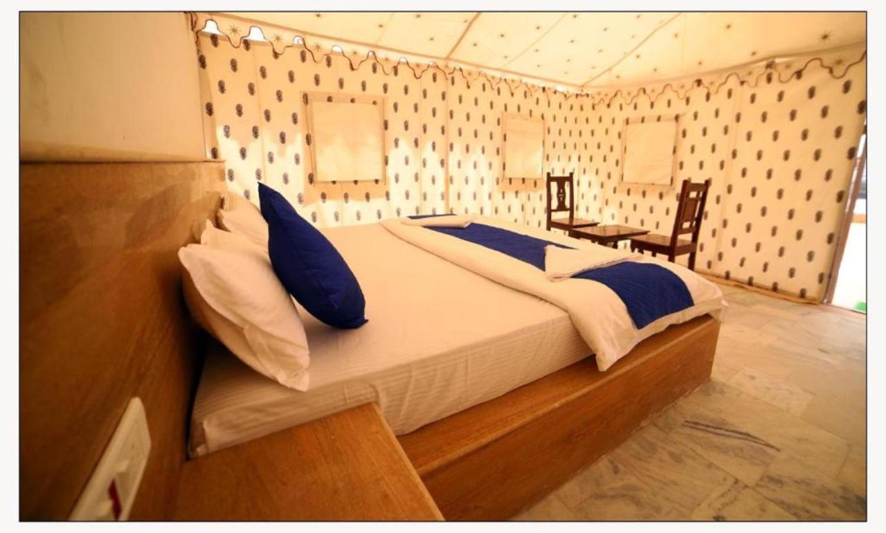 Ozaki Desert Camp & Resort ジャイサルメール エクステリア 写真
