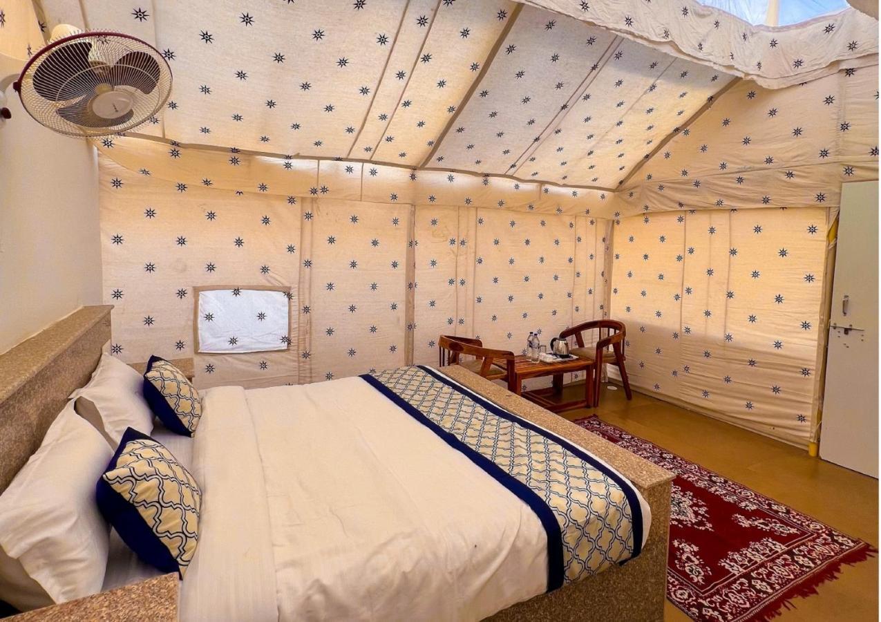 Ozaki Desert Camp & Resort ジャイサルメール エクステリア 写真